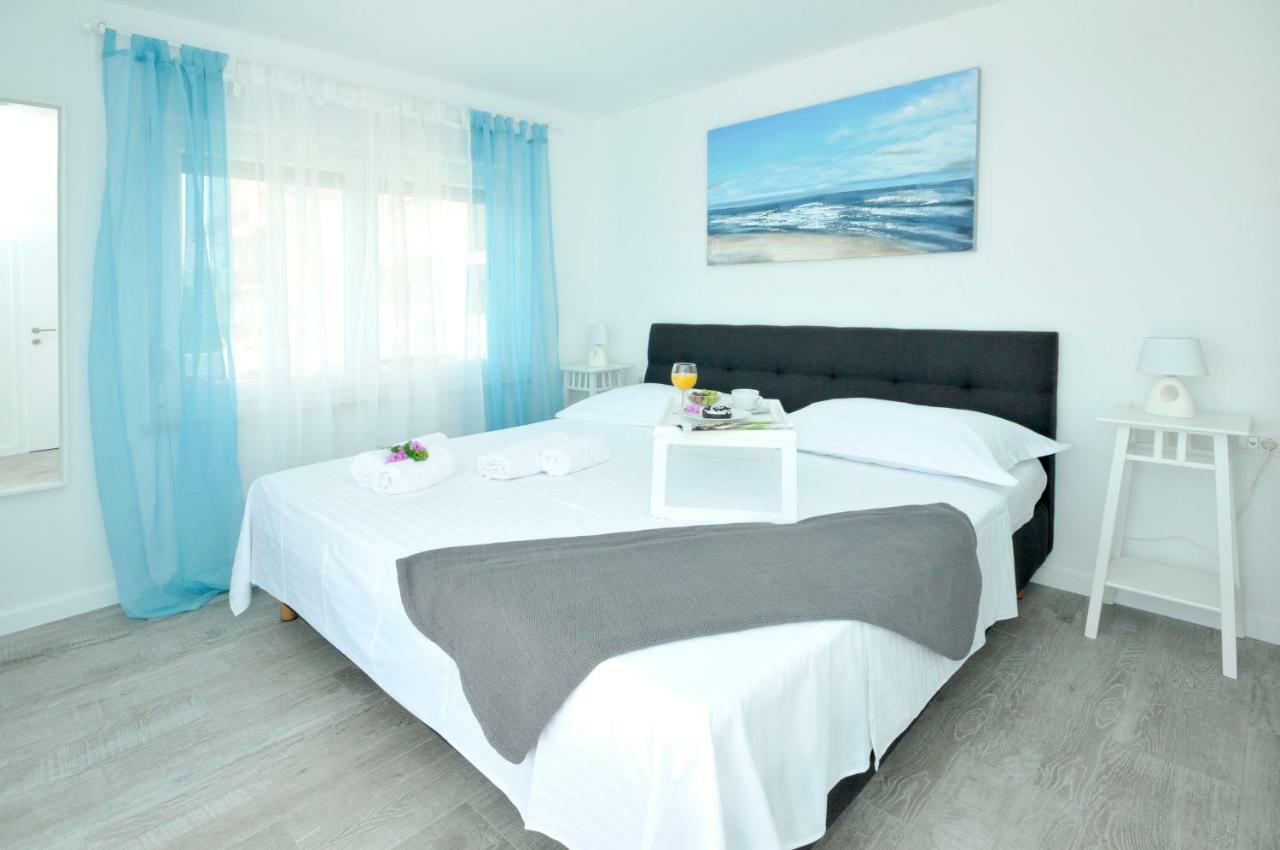 Apartmani Olive Trogir Exterior foto